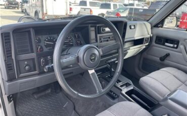 Jeep-Cherokee-1993-27