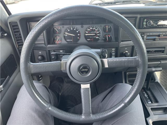 Jeep-Cherokee-1993-28