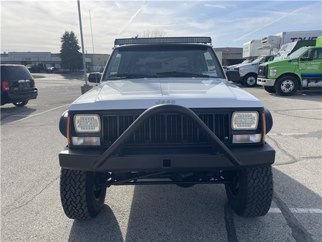 Jeep-Cherokee-1993-3