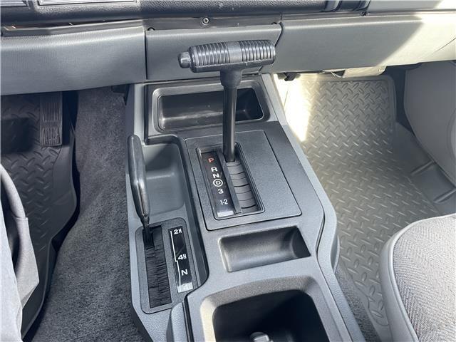 Jeep-Cherokee-1993-31