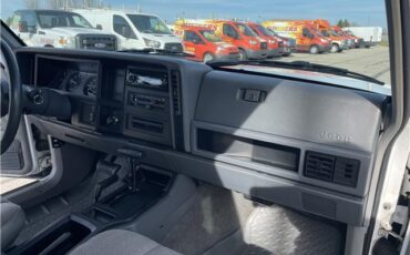 Jeep-Cherokee-1993-37