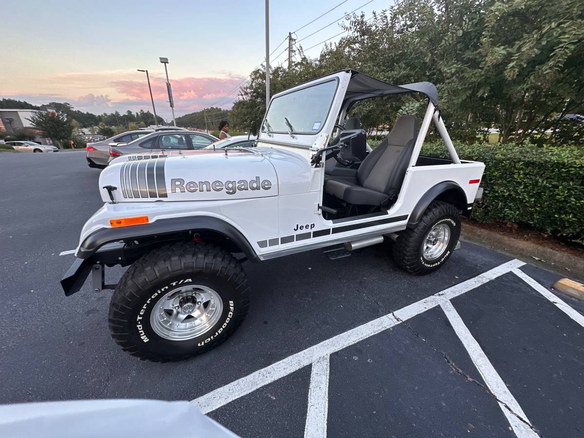 Jeep-Cj-7-1979-white-4