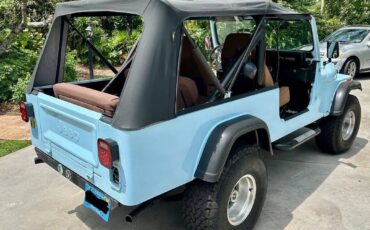 Jeep-Cj-8-scrambler-1982-blue-3