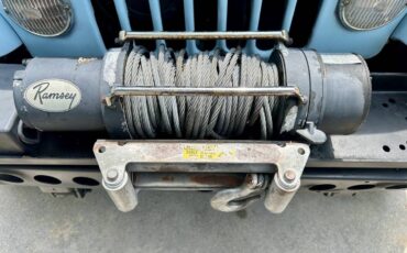 Jeep-Cj-8-scrambler-1982-blue-5