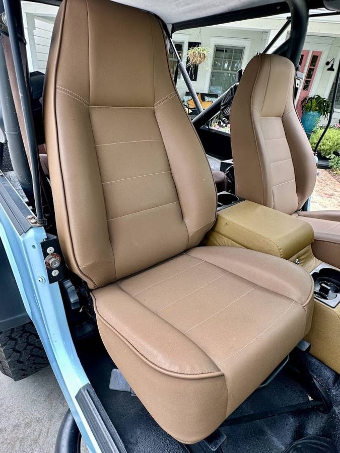 Jeep-Cj-8-scrambler-1982-blue-9