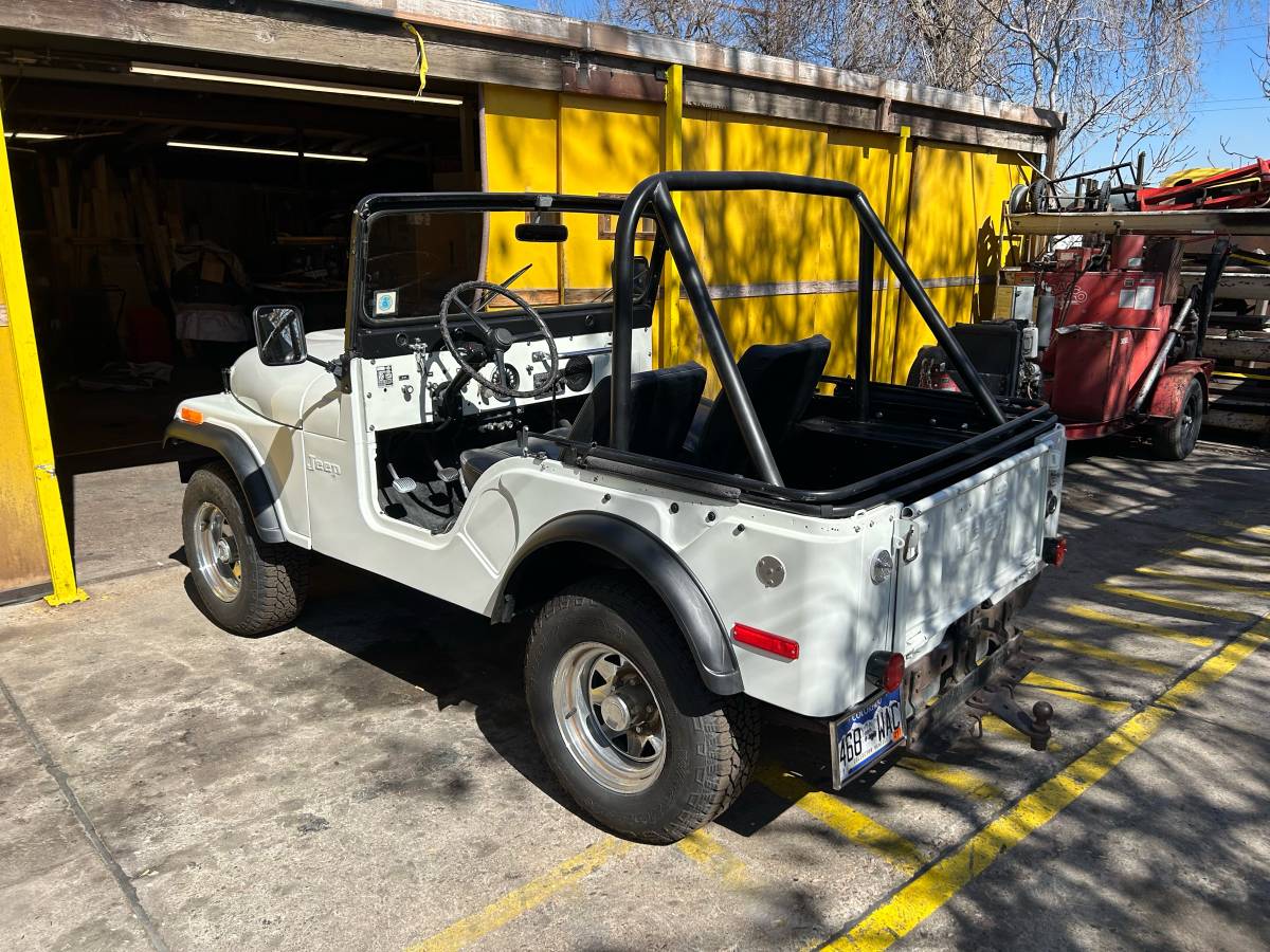 Jeep-Cj5-1973-white-2