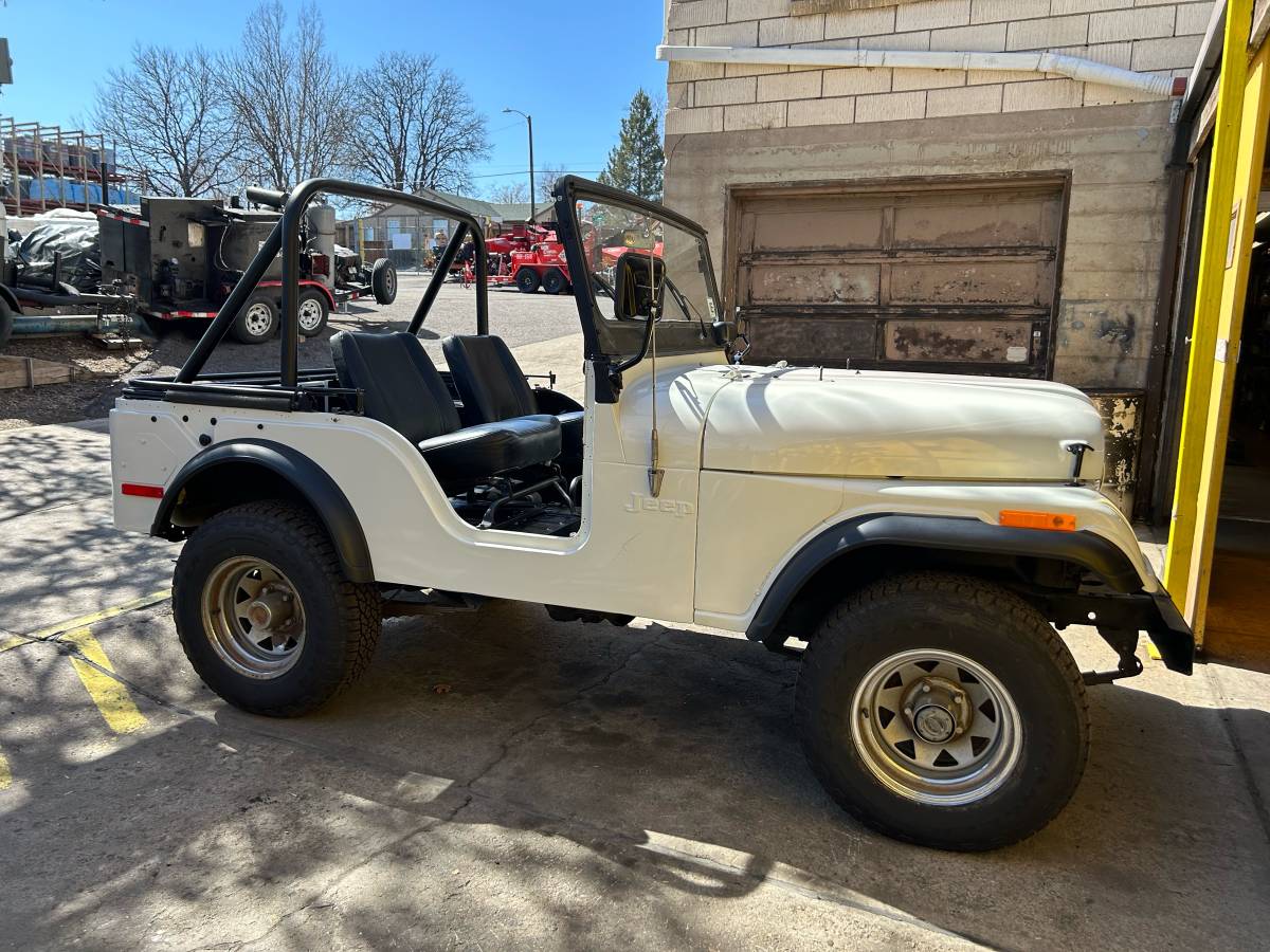 Jeep-Cj5-1973-white-5