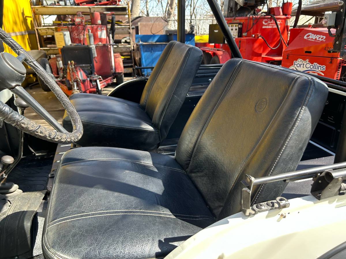Jeep-Cj5-1973-white-8