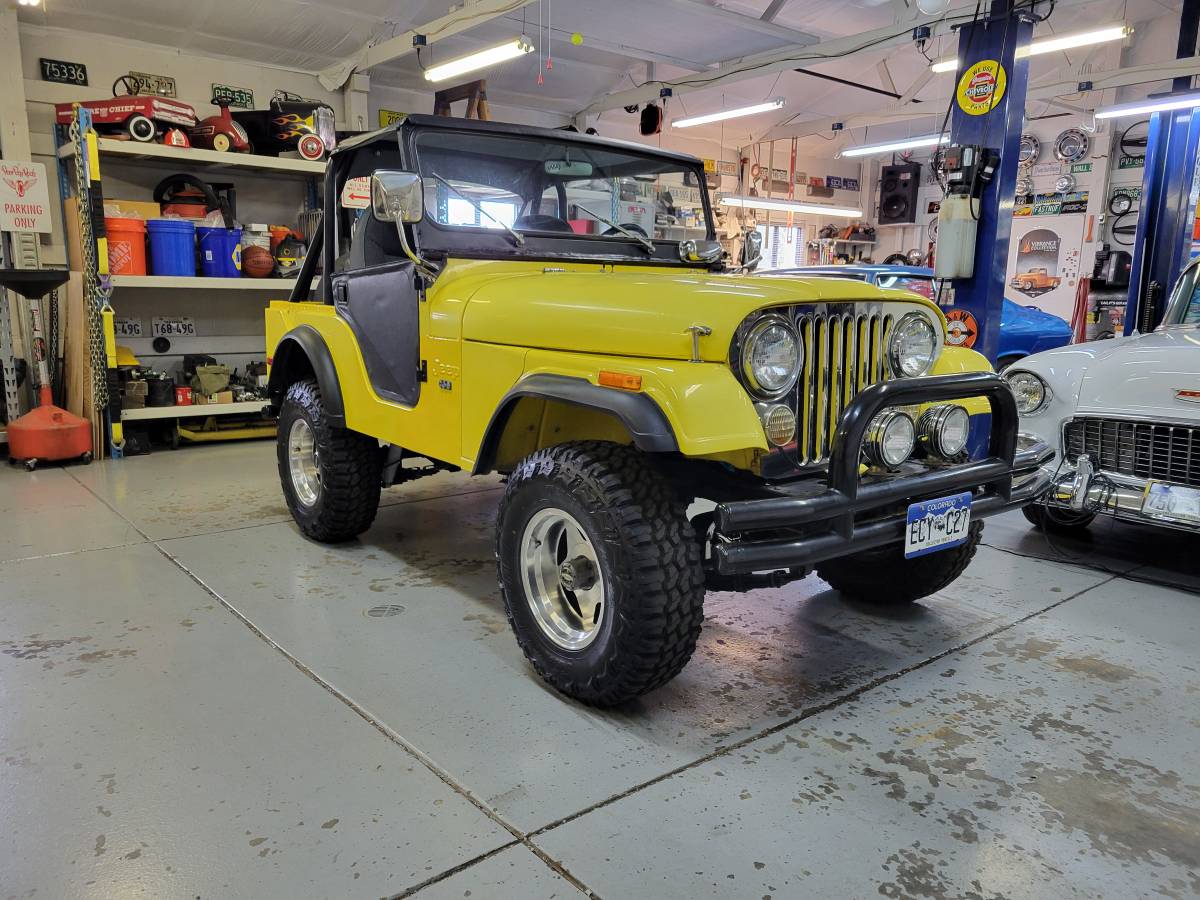 Jeep-Cj5-1974-yellow