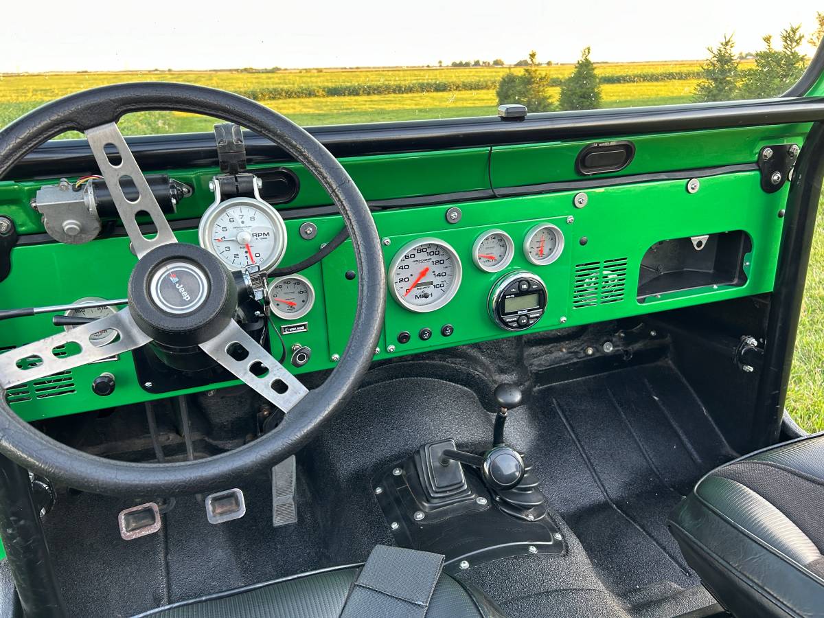 Jeep-Cj7-1978-green-3