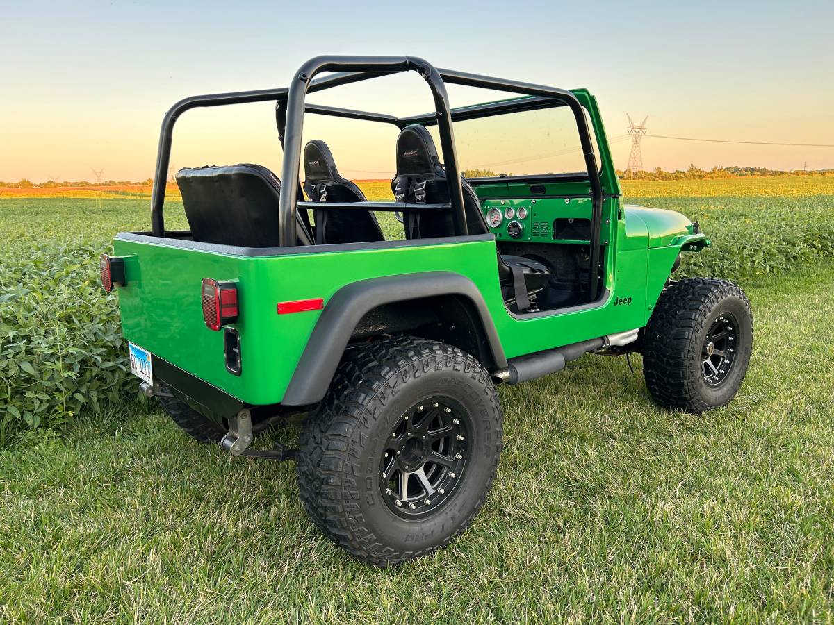 Jeep-Cj7-1978-green-5