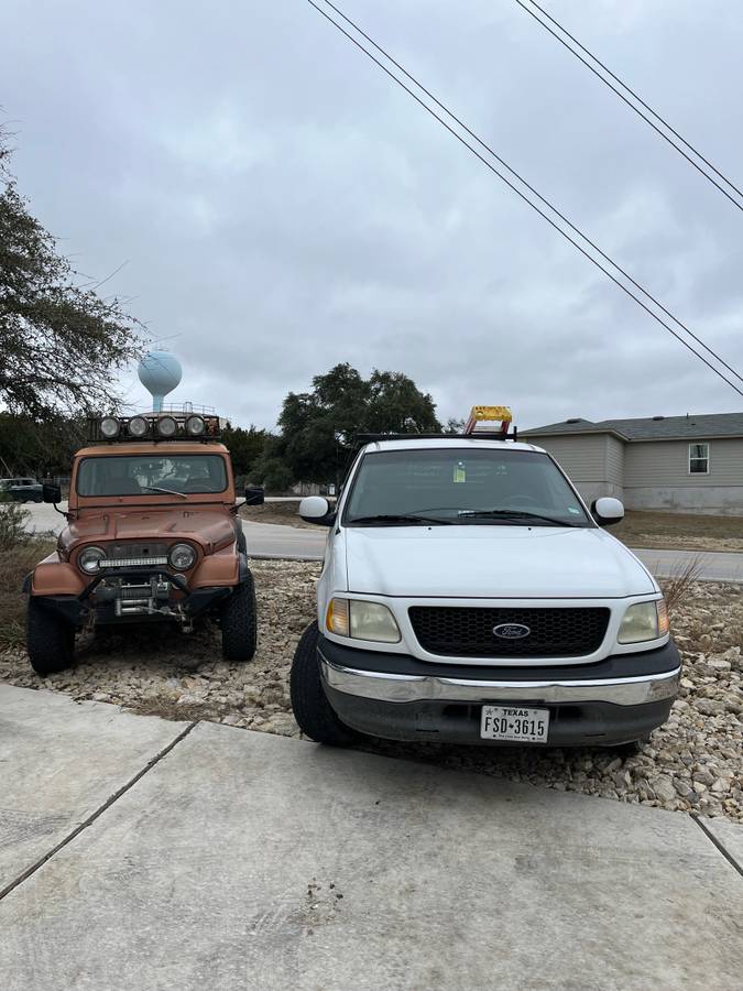 Jeep-Cj7-1982-brown-1