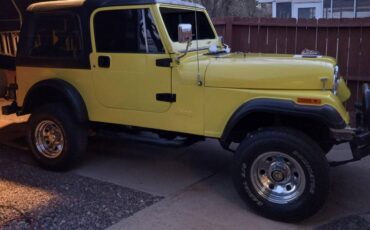 Jeep-Cj7-1982-yellow