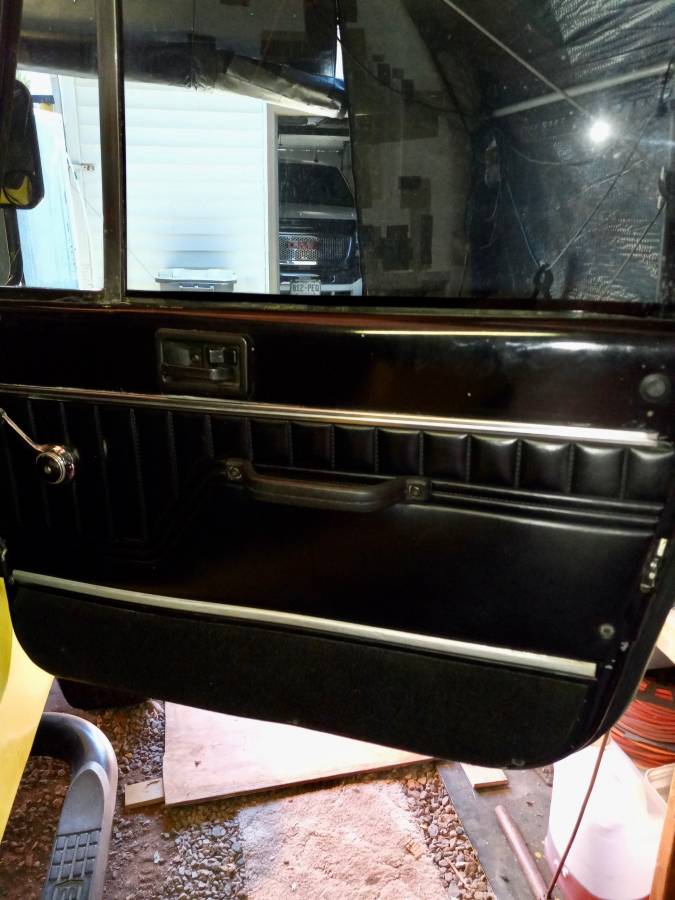 Jeep-Cj7-1982-yellow-7