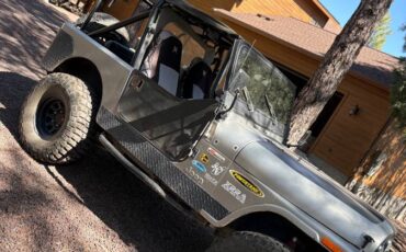 Jeep-Cj7-1983-black