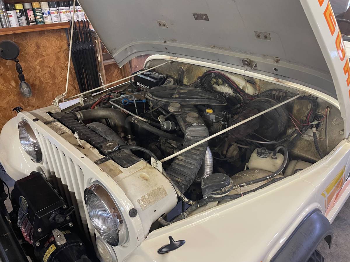 Jeep-Cj7-1983-white-11