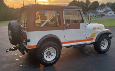 Jeep-Cj7-1983-white