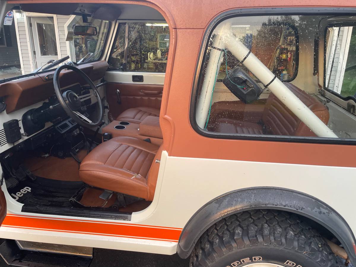 Jeep-Cj7-1983-white-5