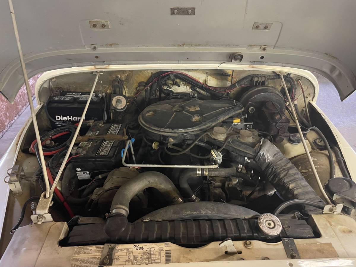 Jeep-Cj7-1983-white-8