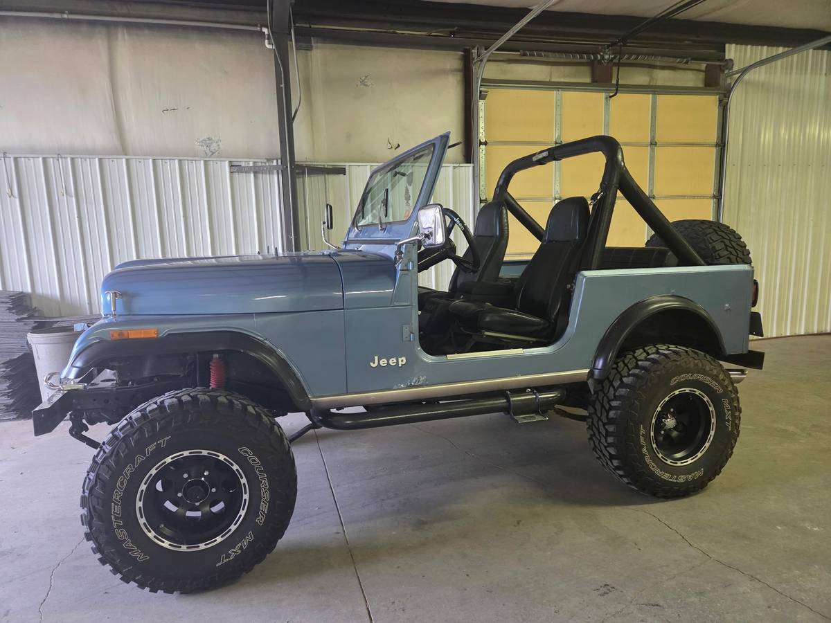 Jeep-Cj7-1985-blue-1