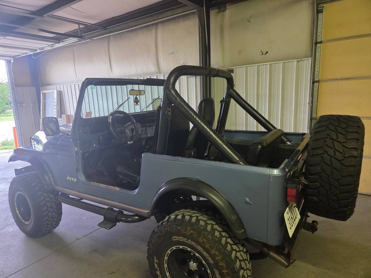 Jeep-Cj7-1985-blue-2