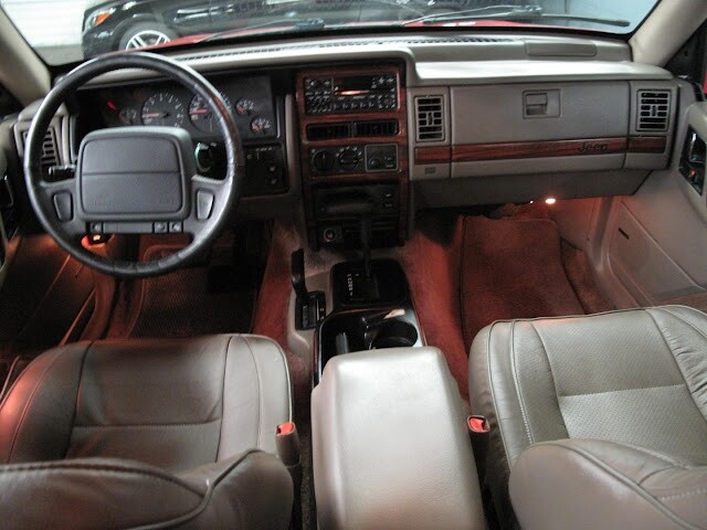 Jeep-Grand-Cherokee-1993-1