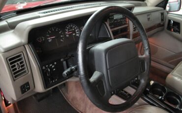Jeep-Grand-Cherokee-1993-35