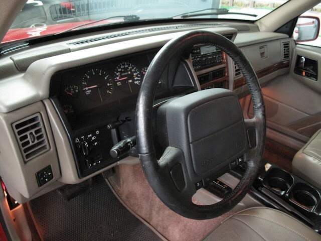 Jeep-Grand-Cherokee-1993-35