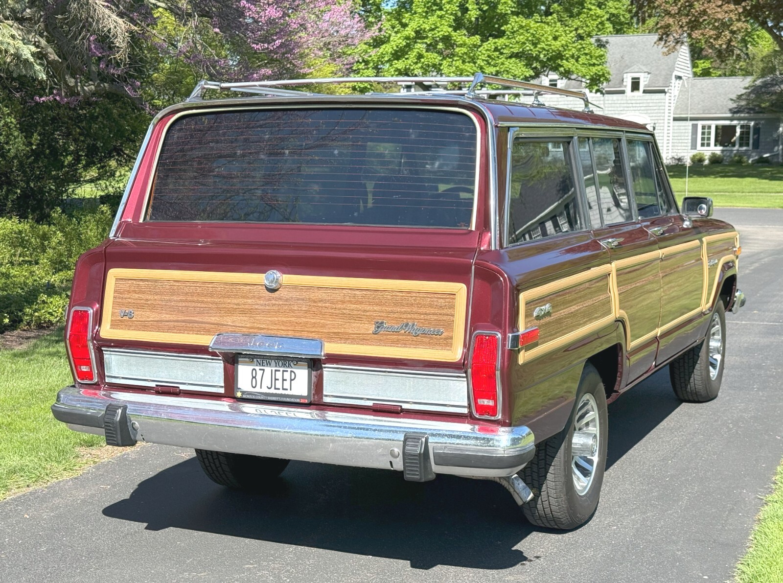 Jeep-Grand-Wagoneer-1987-SUV-12