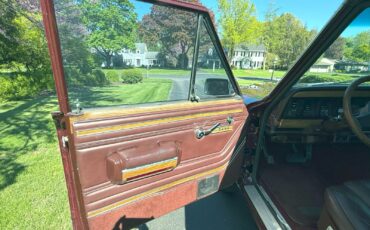 Jeep-Grand-Wagoneer-1987-SUV-18