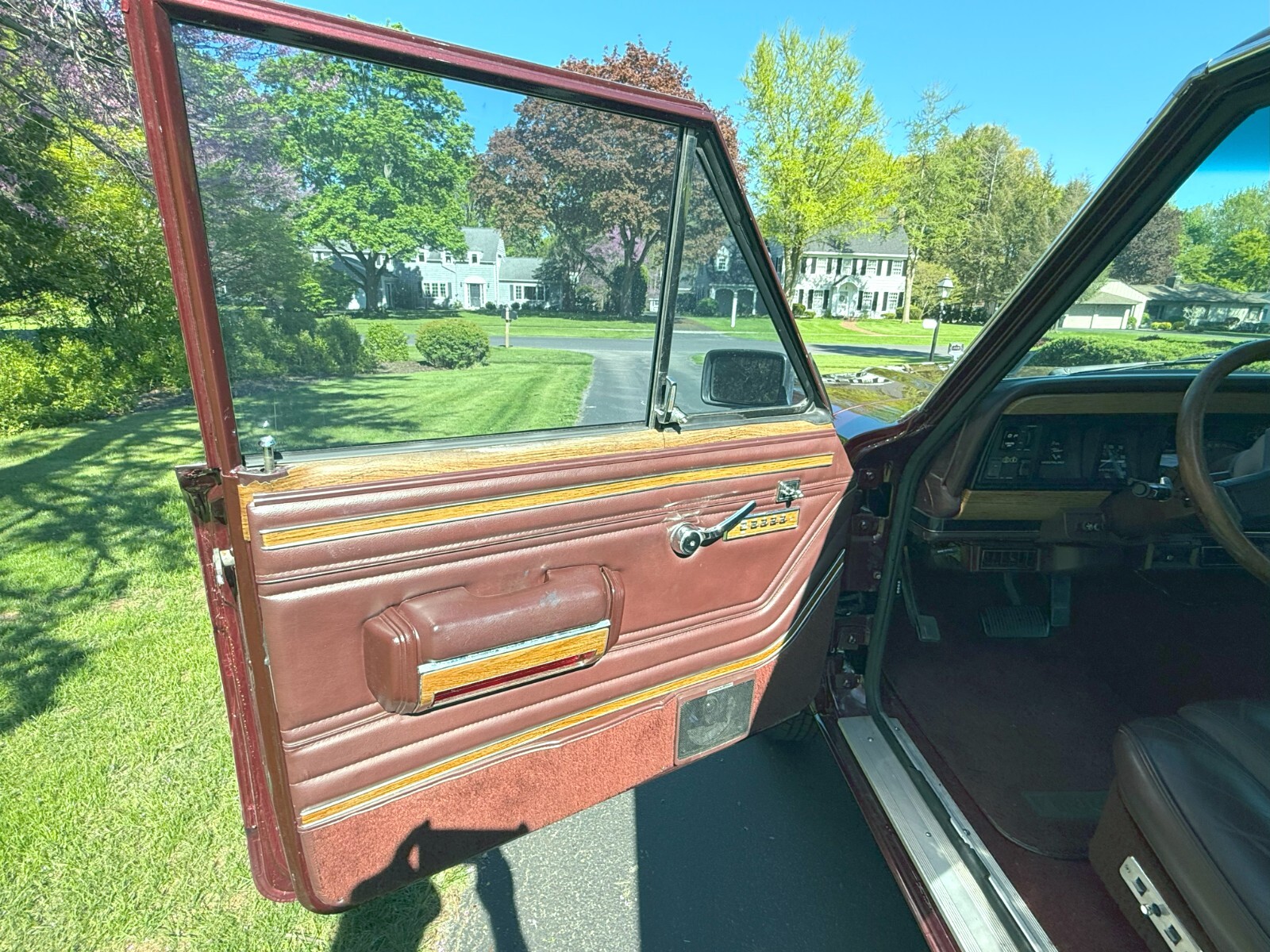 Jeep-Grand-Wagoneer-1987-SUV-18