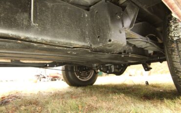 Jeep-Grand-Wagoneer-1987-SUV-35