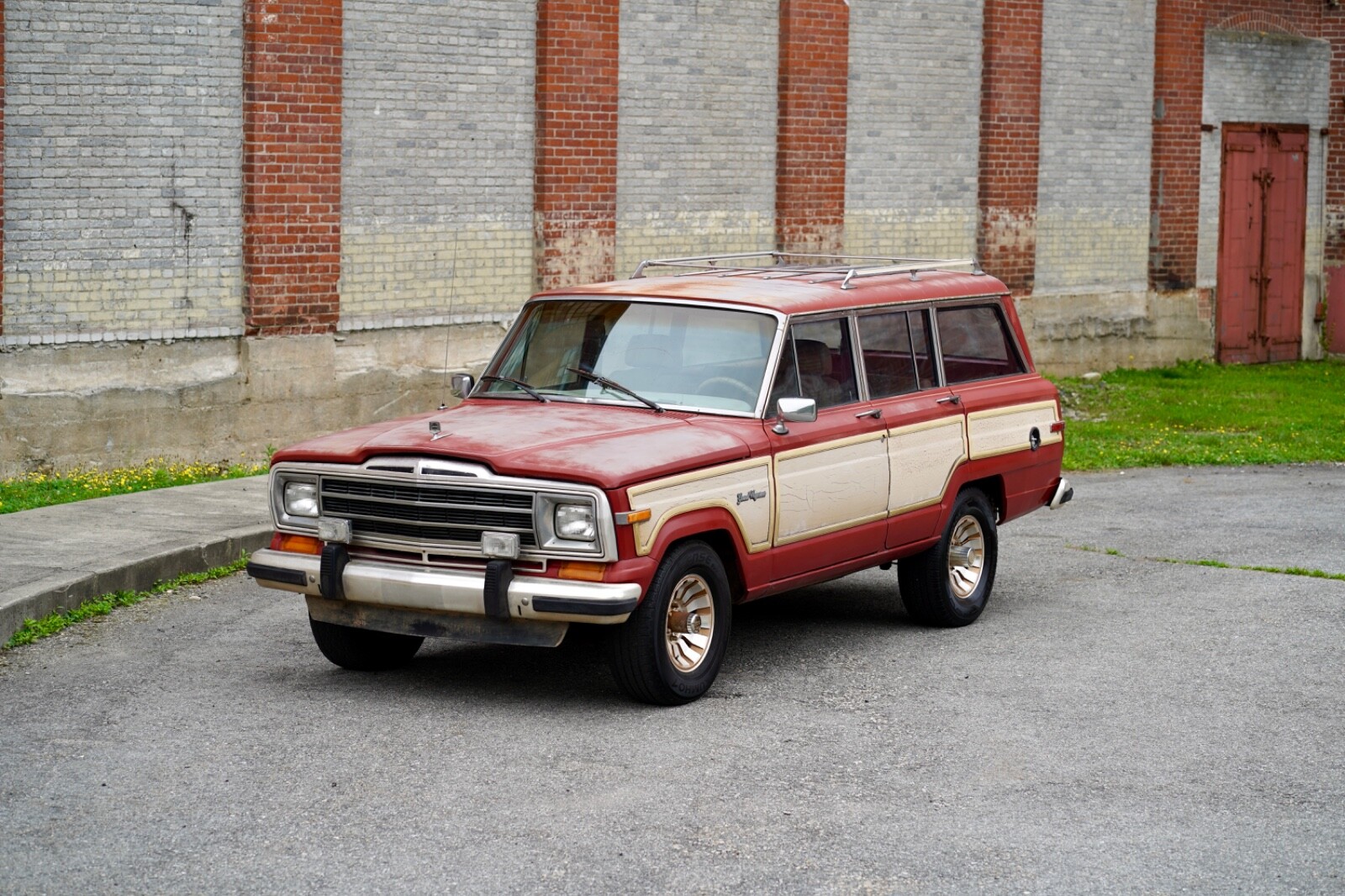 Jeep-Grand-Wagoneer-1987-Wagon-3