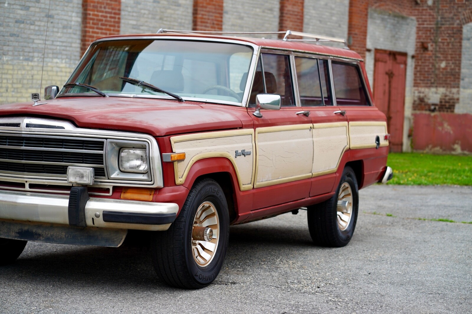 Jeep-Grand-Wagoneer-1987-Wagon-4