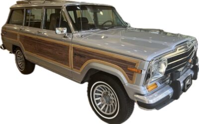 Jeep Grand Wagoneer 1990