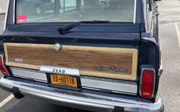 Jeep-Grand-Wagoneer-1991-Wagon-10