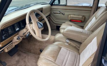 Jeep-Grand-Wagoneer-1991-Wagon-15