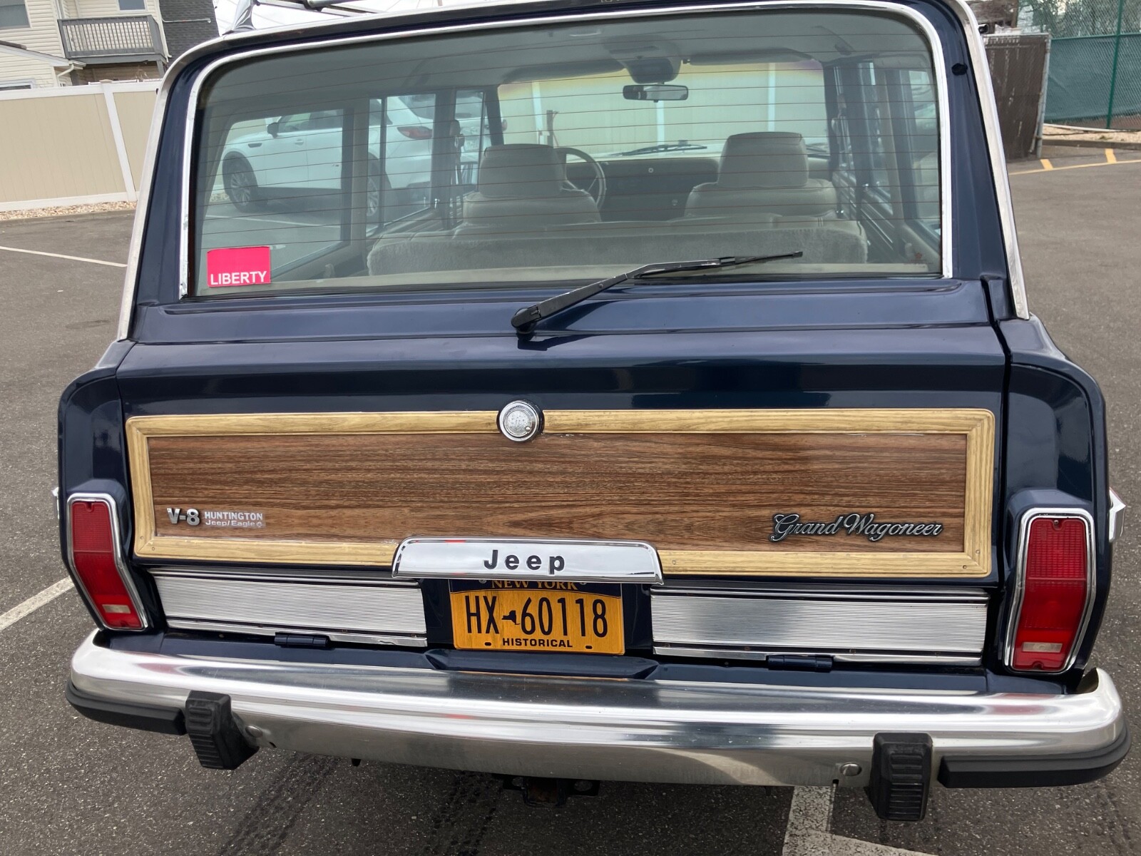 Jeep-Grand-Wagoneer-1991-Wagon-2