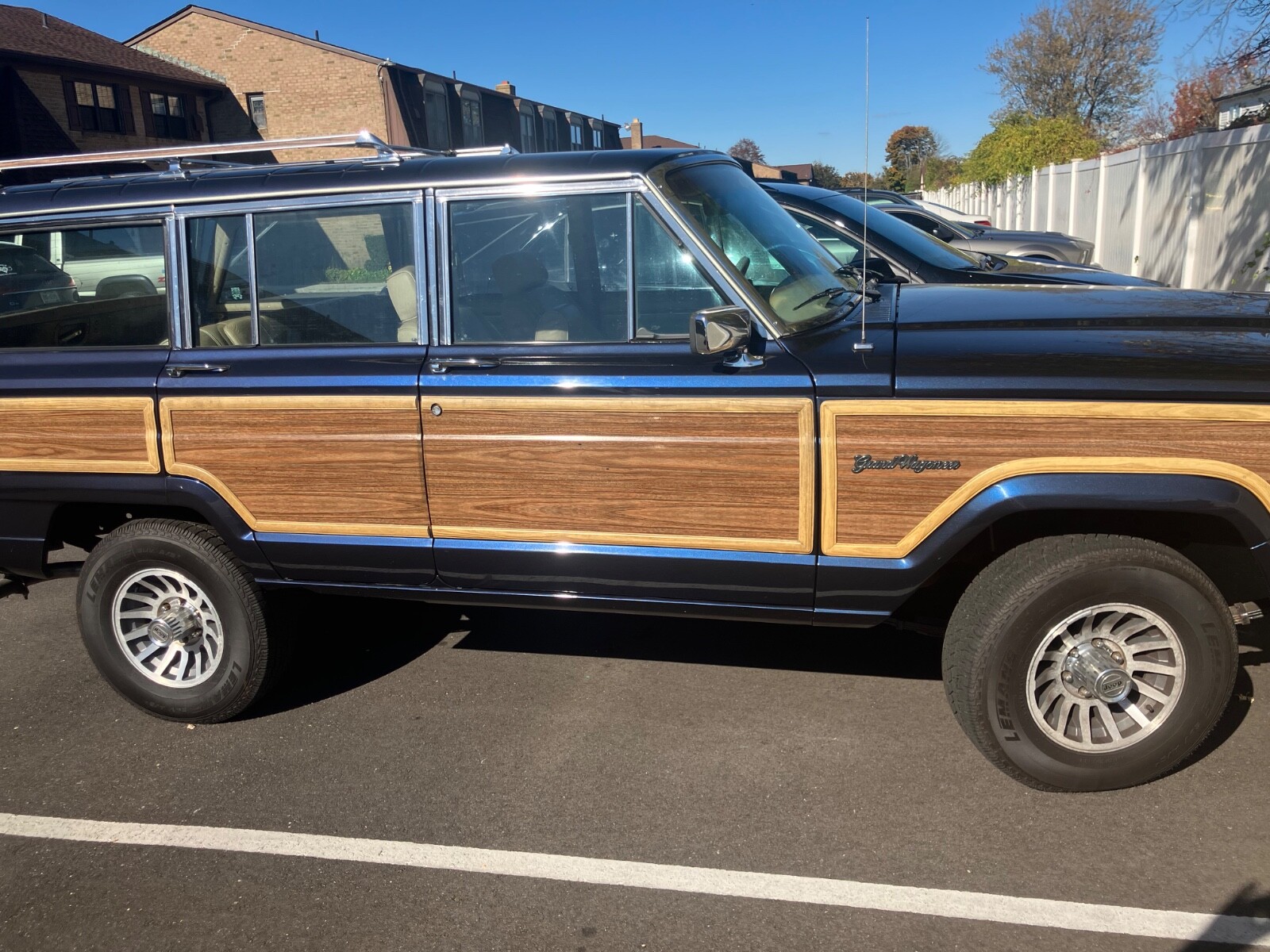 Jeep-Grand-Wagoneer-1991-Wagon-5