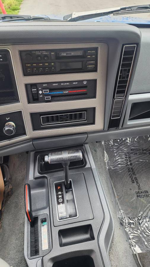 Jeep-Grand-cherokee-laredo-1989-blue-11
