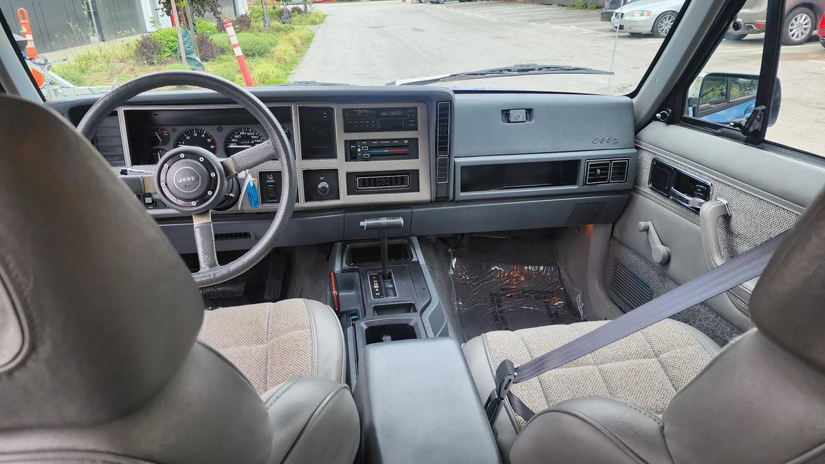 Jeep-Grand-cherokee-laredo-1989-blue-12