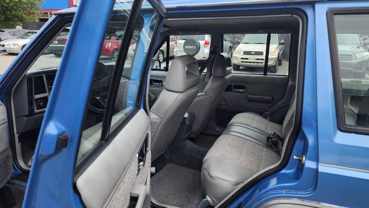 Jeep-Grand-cherokee-laredo-1989-blue-15