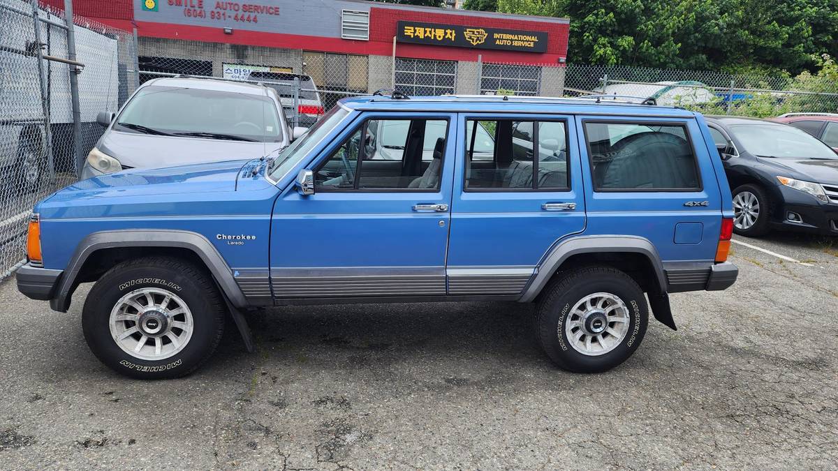 Jeep-Grand-cherokee-laredo-1989-blue-3