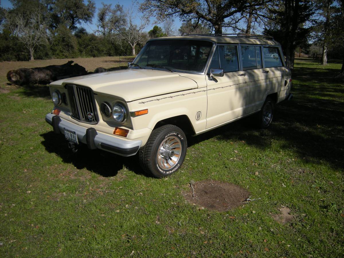 Jeep-Grand-wagoneer-1985-2
