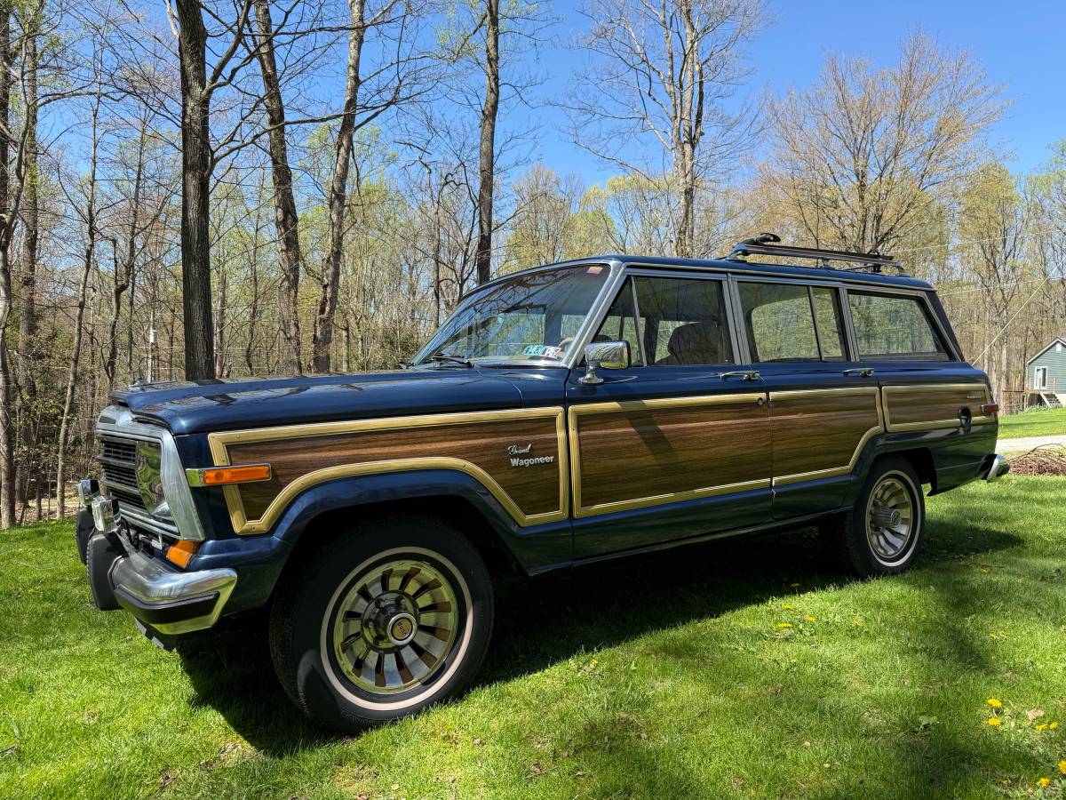 Jeep Grand wagoneer  1986 blue