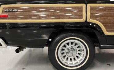 Jeep-Grand-wagoneer-base-1990-black-16