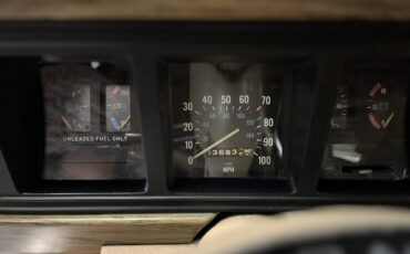 Jeep-Grand-wagoneer-base-1990-black-5