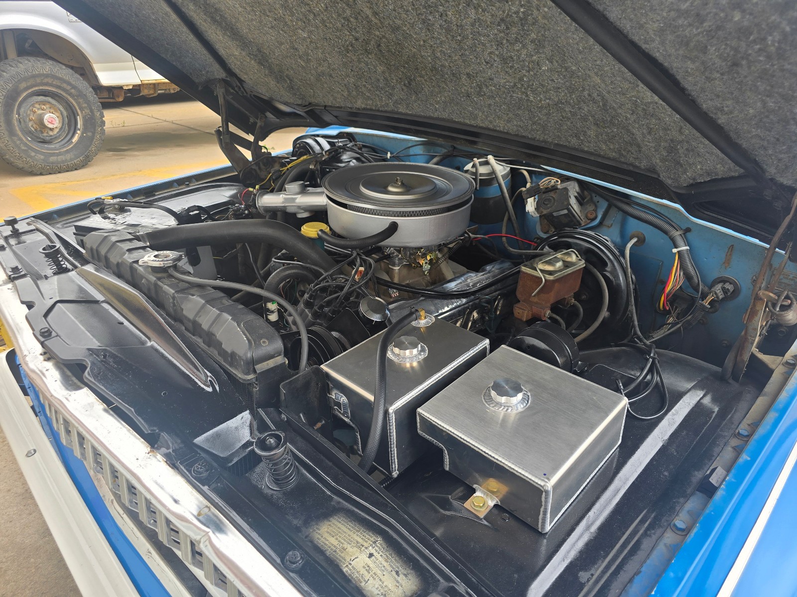 Jeep-J10-1974-6