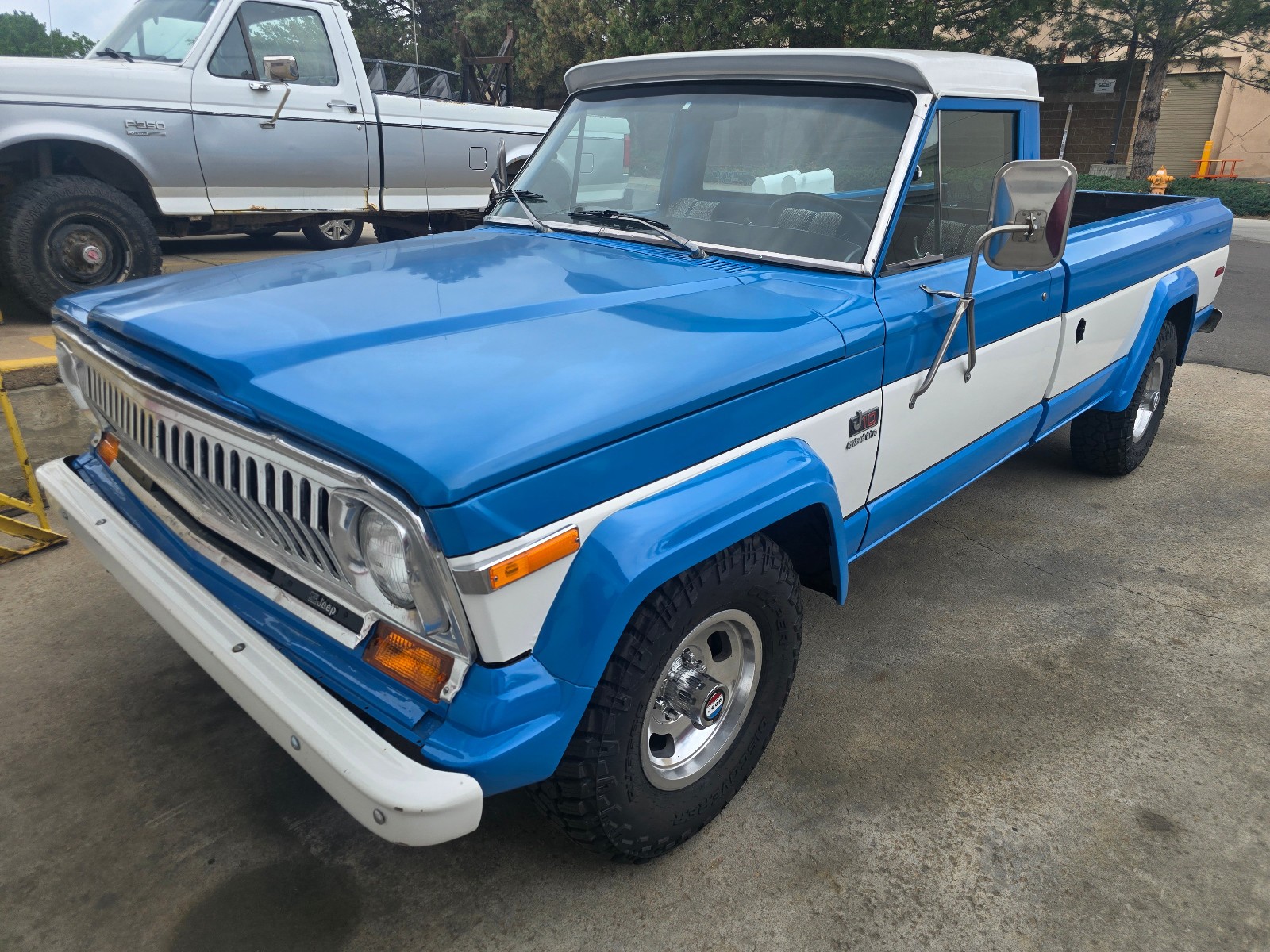 Jeep-J10-1974