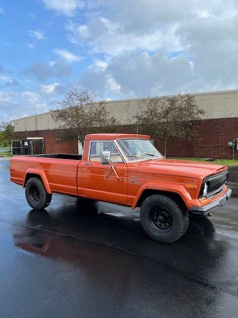 Jeep-J10-1976-custom-11